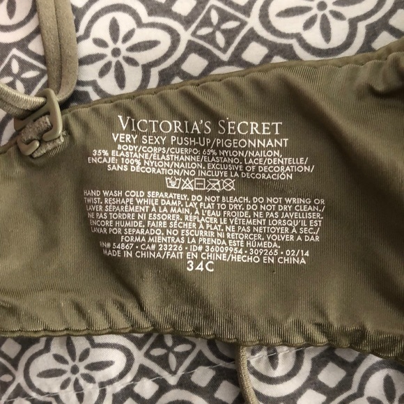 VS Very Sexy Push-Up Bra - Picture 3 of 3